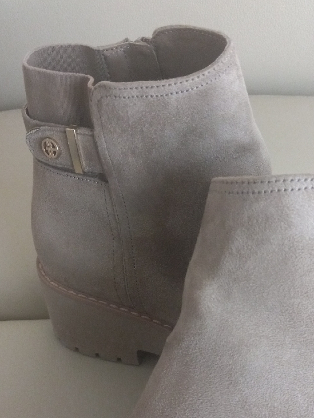 Giani Bernini Light Taupe Suede Wedge Ankle Boots Size 6.5M - Picture 6 of 14
